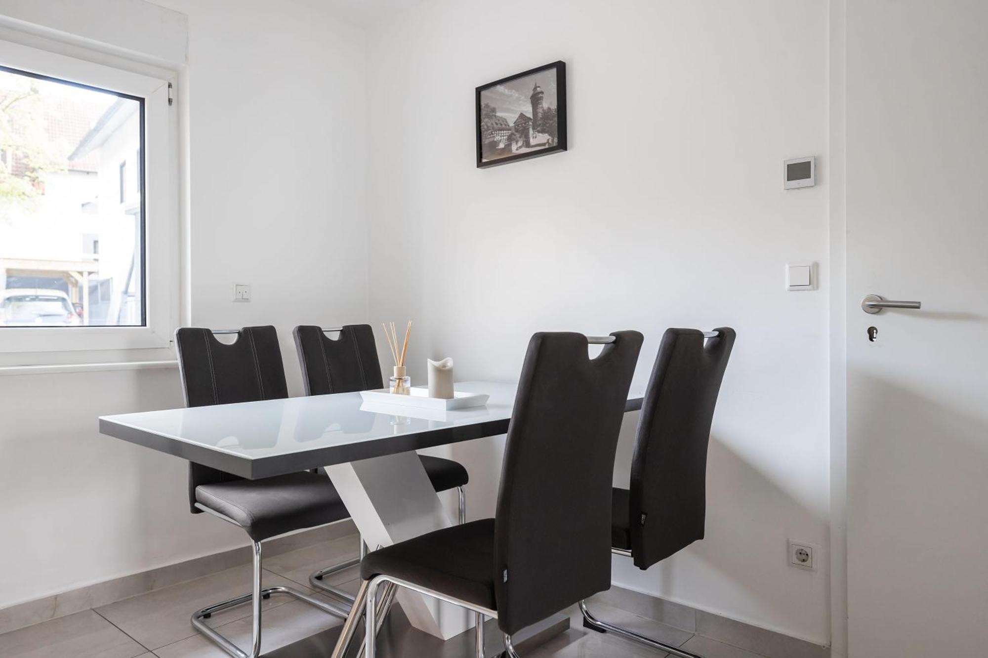 Rooms By Staystay I 24 Hours Check-In Nuremberg ภายนอก รูปภาพ